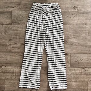 Old Navy Navy and White Striped Pants